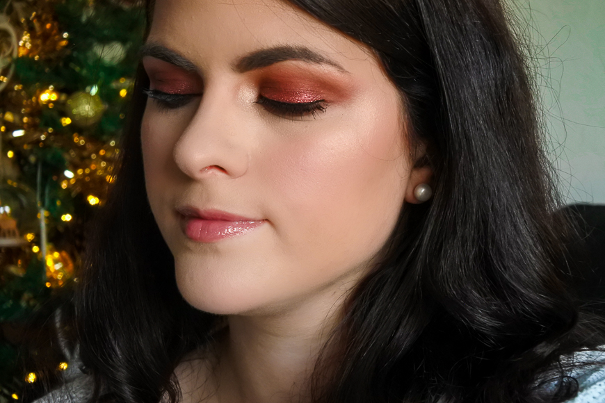maquillage bordeaux pailleté