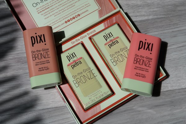 Stick On-the-Glow Bronze Pixi Beauty