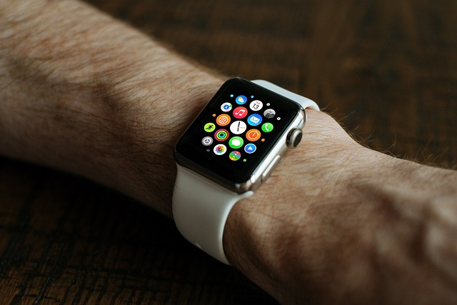 montre connectée homme